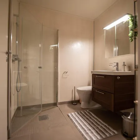 Studio Apartment Close To Tromso Апартаменты Kvaloya