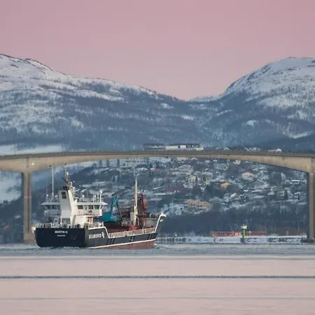 Апартаменты Studio Apartment Close To Tromso *